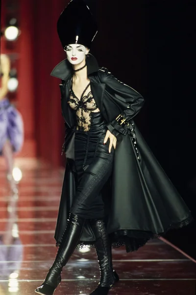 Look 34